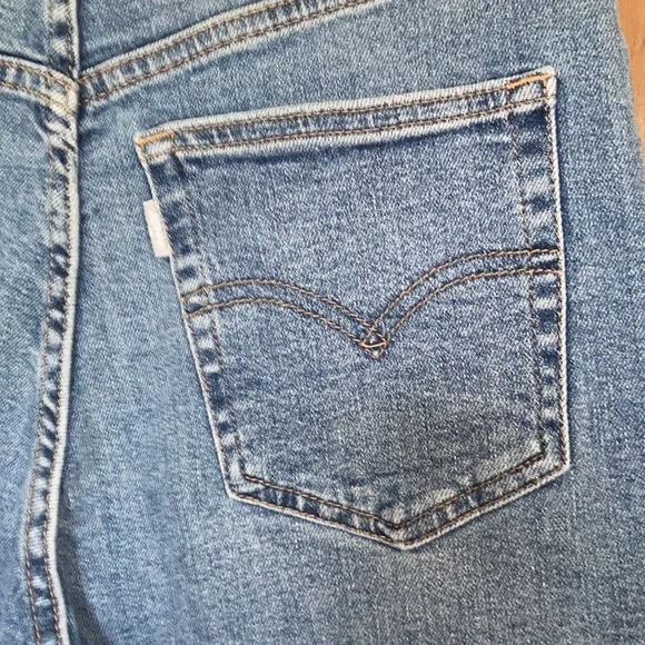 Levi’s high waisted mom jean retro denim size 28 X 27 - Picture 13 of 17